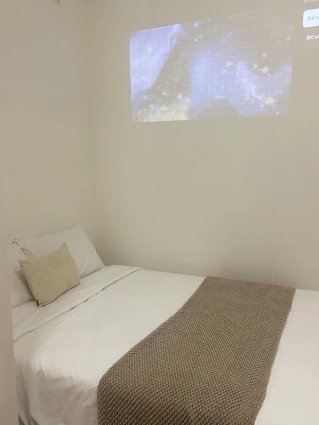 Room Image 2