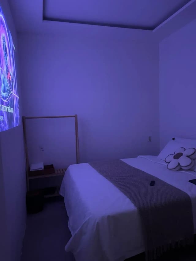 Room Image 1