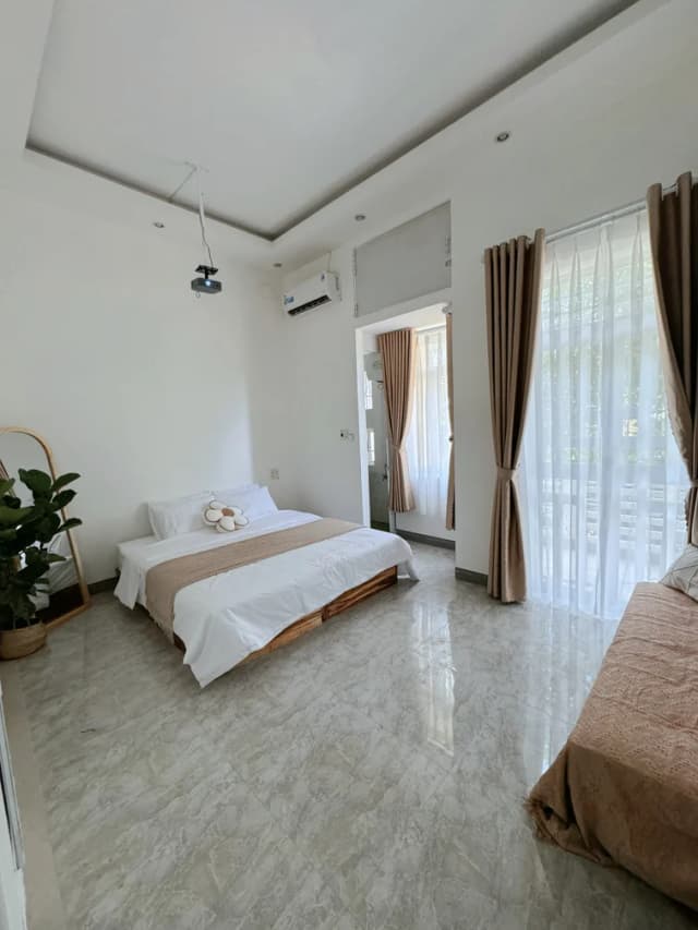 Room Image 1
