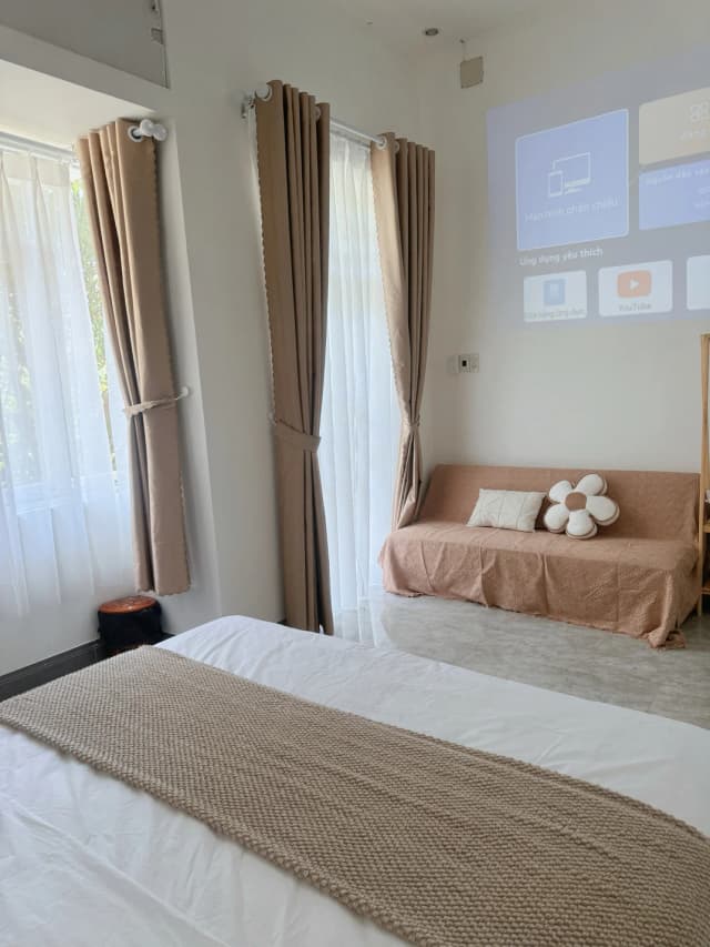 Room Image 3